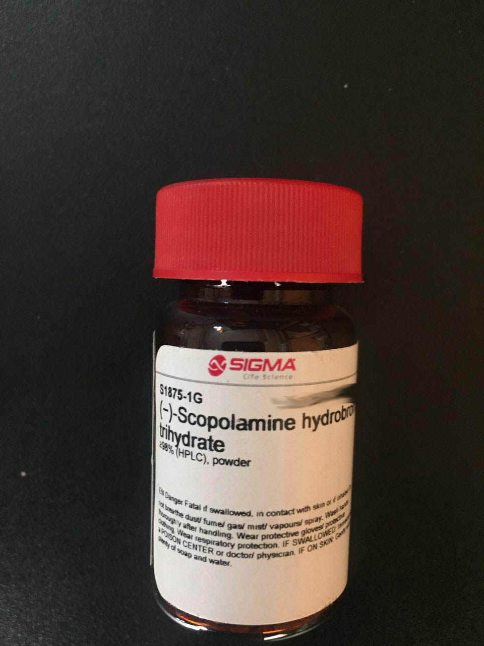 (−)-Scopolamine hydrobromide trihydrate